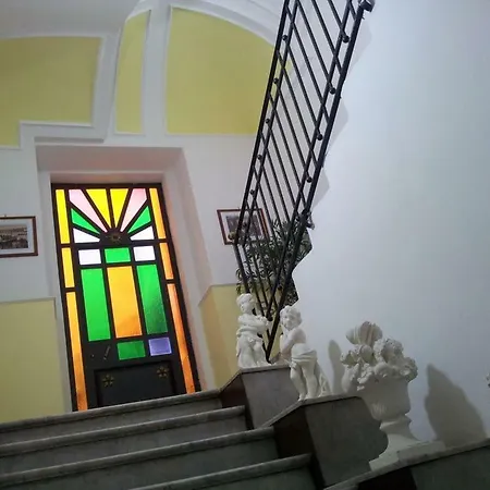 Sangiuliano 132 Centro Storico Hotel