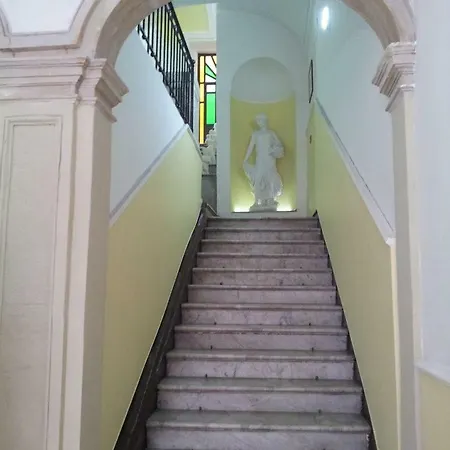 Sangiuliano 132 Centro Storico Hotel 3*