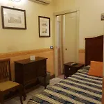 Sangiuliano 132 Centro Storico מלון