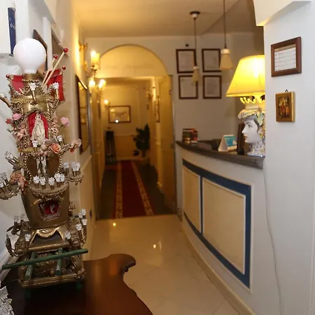 Hotell Sangiuliano 132 Centro Storico