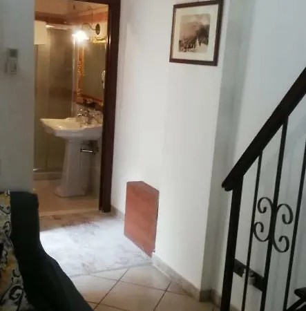 Sangiuliano 132 Centro Storico Hotel 3*