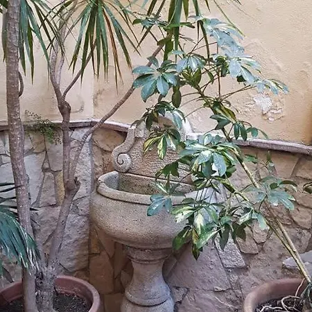 Hotel Sangiuliano 132 Centro Storico