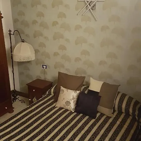 Sangiuliano 132 Centro Storico Hotel 3*