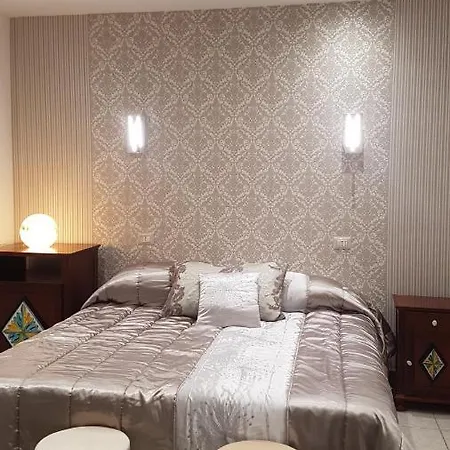 Hotel Sangiuliano 132 Centro Storico Catania